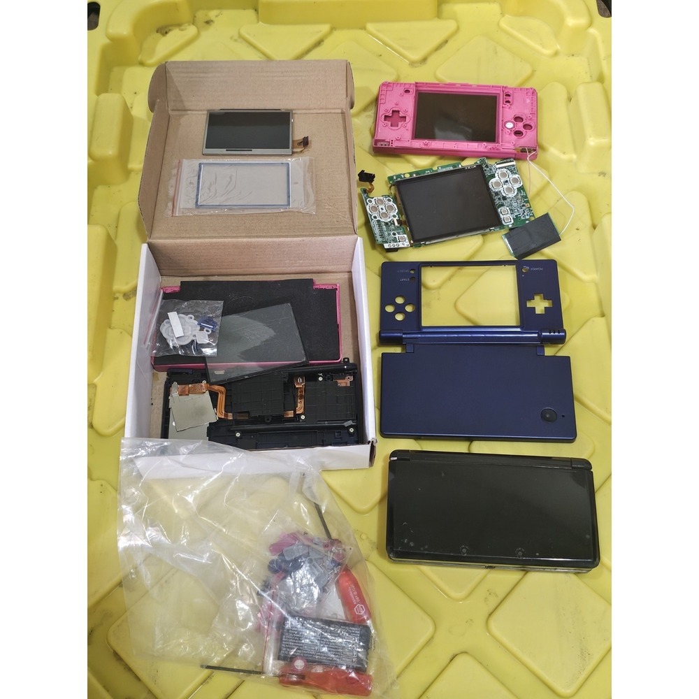 Nintendo 3DS Black No Battery And Pink DSi For Parts With Extra Shell & Buttons